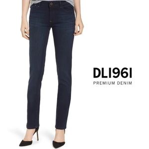 DL1961 "Grace" High Rise Straight Jeans Size 29​​​​